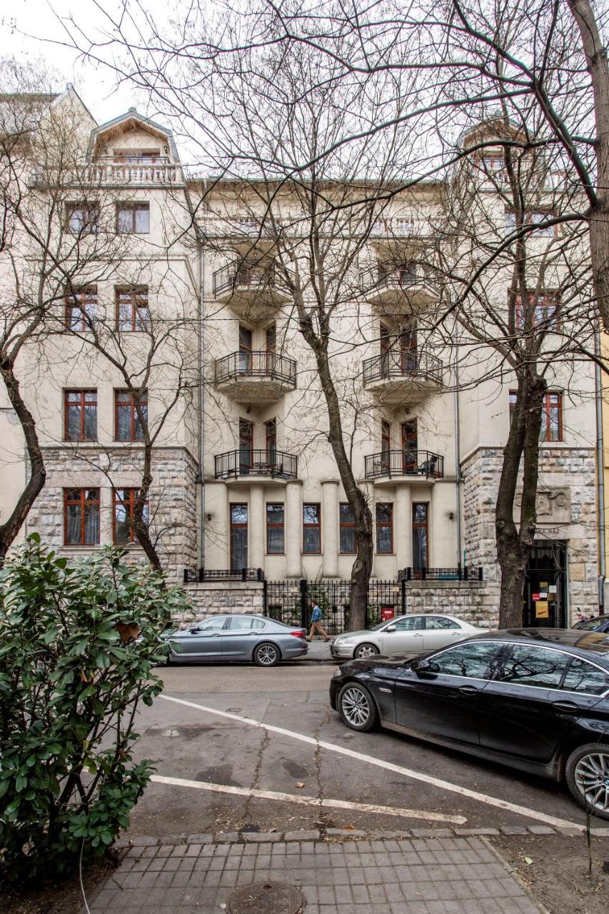 Family Suite By Heroes' Square Budapest Esterno foto